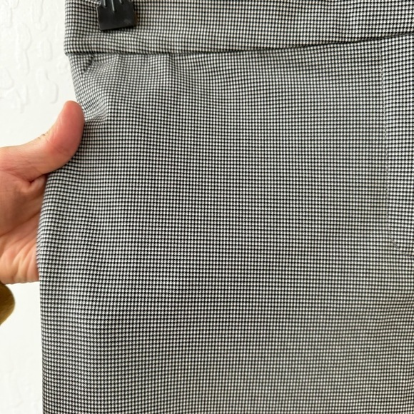 Joie Black White Gingham Elastic Waist Crop Stretch Pull On Business Casual Pant - Picture 12 of 13